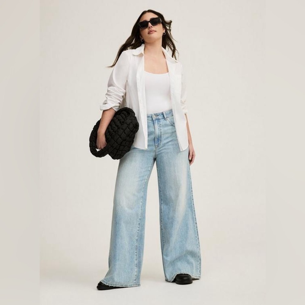 Torrid High Rise Baggy Duo Denim Wide Leg Jeans Size 22 Tall